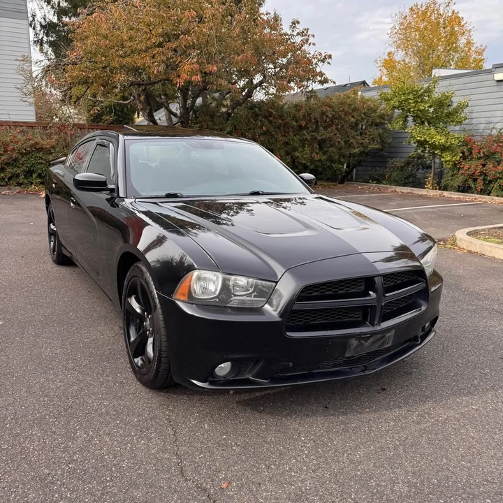 2012 Dodge Charger 7th Gen - Image 8 of 12