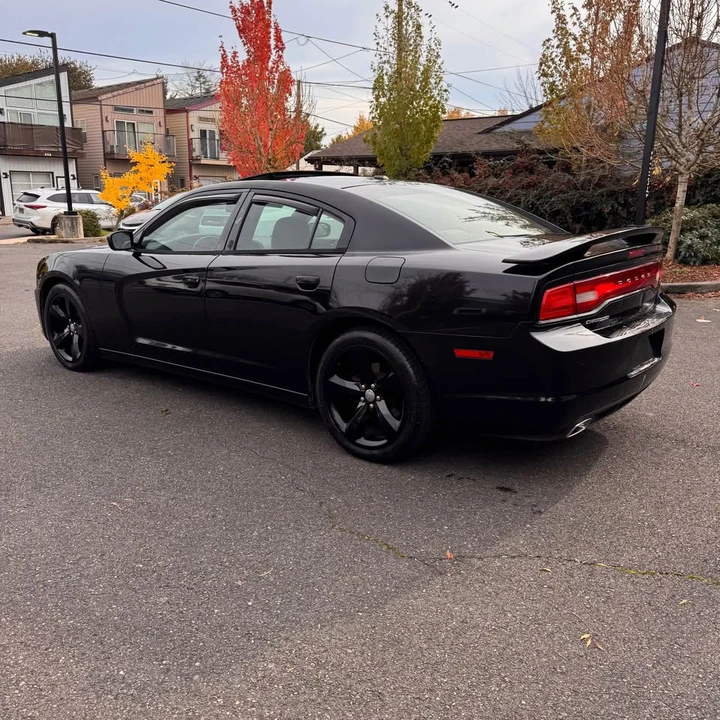 2012 Dodge Charger 7th Gen - Image 3 of 12