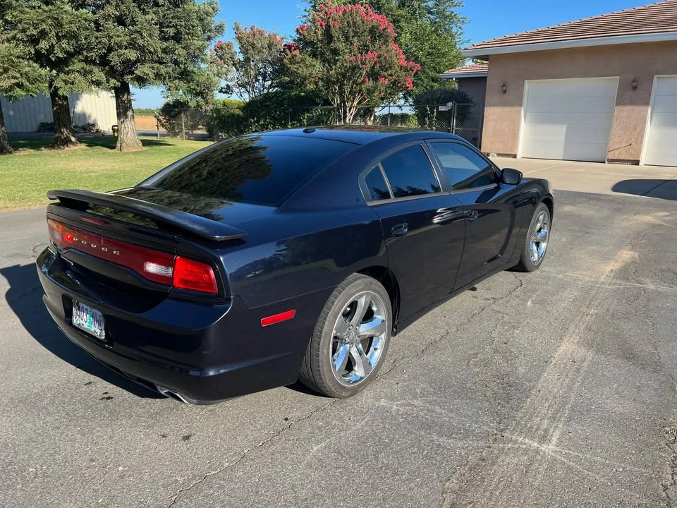 2012 Dodge Charger 7th Gen - Image 3 of 14