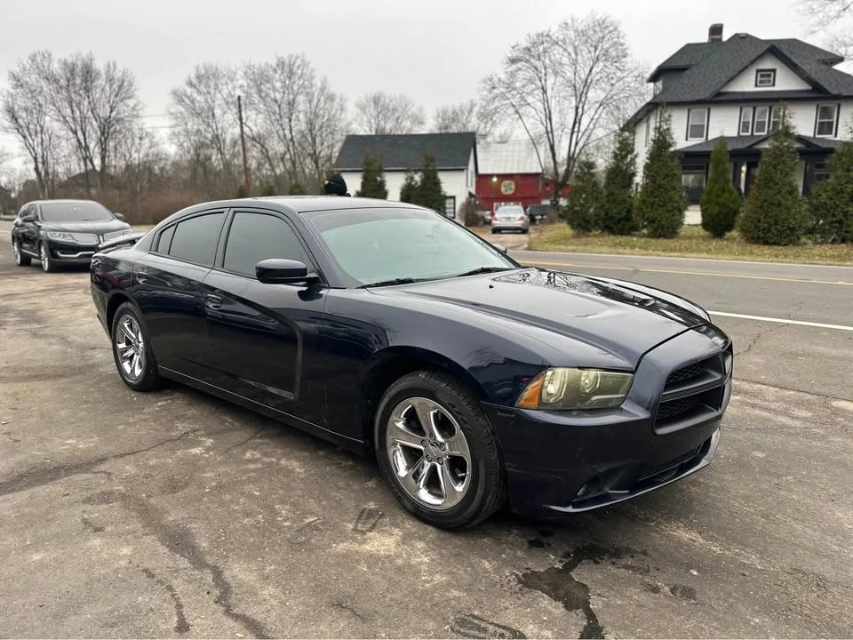 2012 Dodge Charger 7th Gen - Image 2 of 16