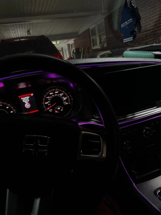 2012 Dodge Charger 7th Gen - Image 3 of 11