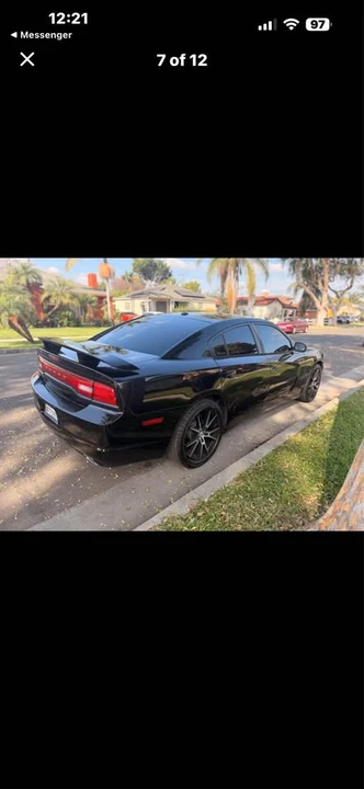 2012 Dodge Charger 7th Gen - Image 4 of 9