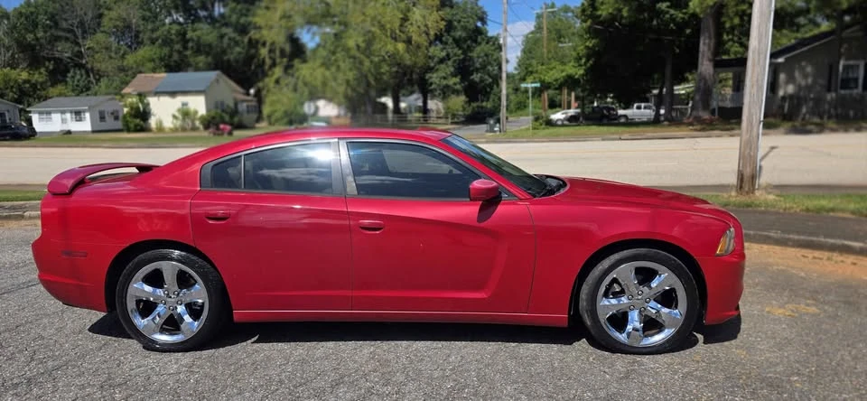 2012 Dodge Charger - Image 5 of 18