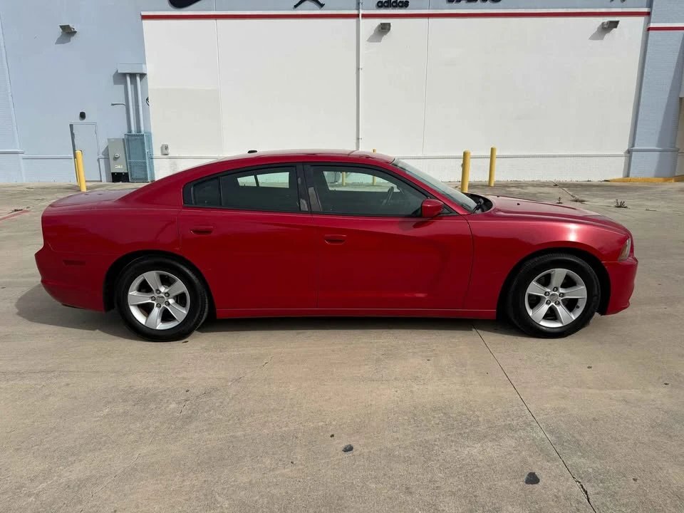 2012 Dodge Charger 7th Gen - Image 11 of 19