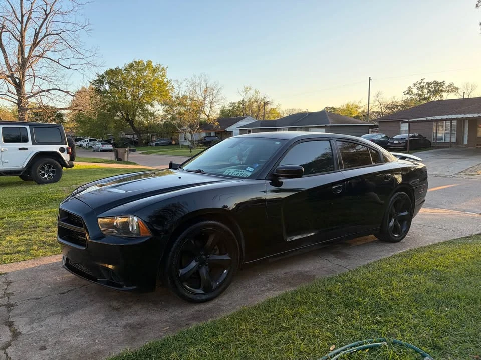 2012 Dodge Charger 7th Gen - Image 3 of 9