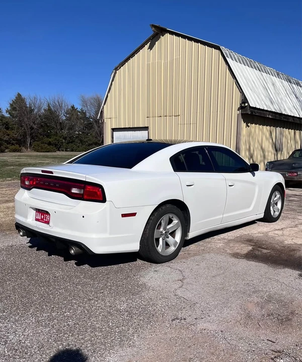 2012 Dodge Charger 7th Gen - Image 4 of 8