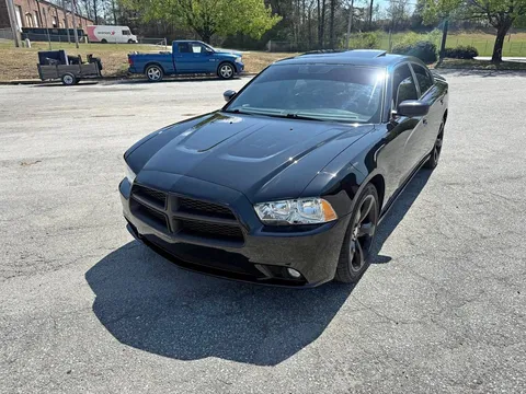 2012 Dodge Charger SXT Sedan 4D