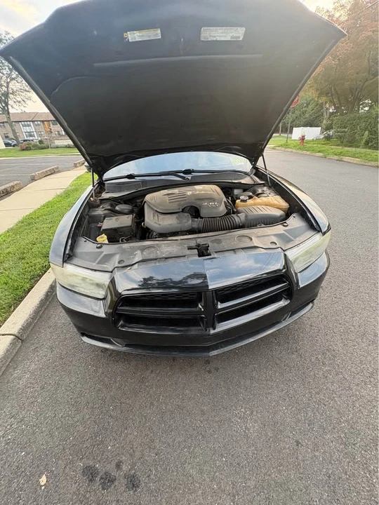 2012 Dodge Charger 7th Gen - Image 2 of 14