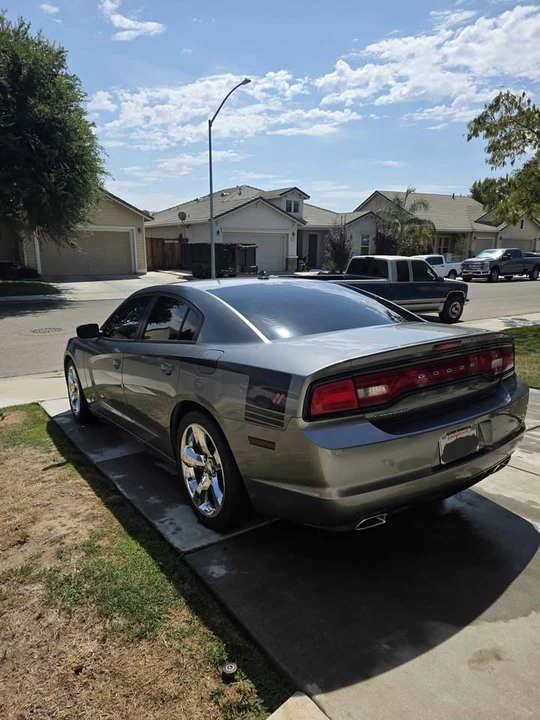 2012 Dodge Charger 7th Gen - Image 6 of 15