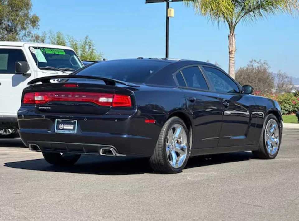 2012 Dodge Charger 7th Gen - Image 2 of 5