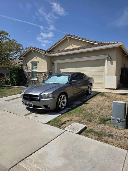 2012 Dodge Charger 7th Gen - Image 2 of 15