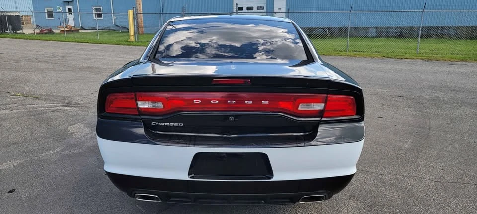 2012 Dodge Charger 7th Gen - Image 5 of 13