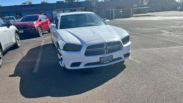 2012 Dodge Charger SXT Sedan 4D