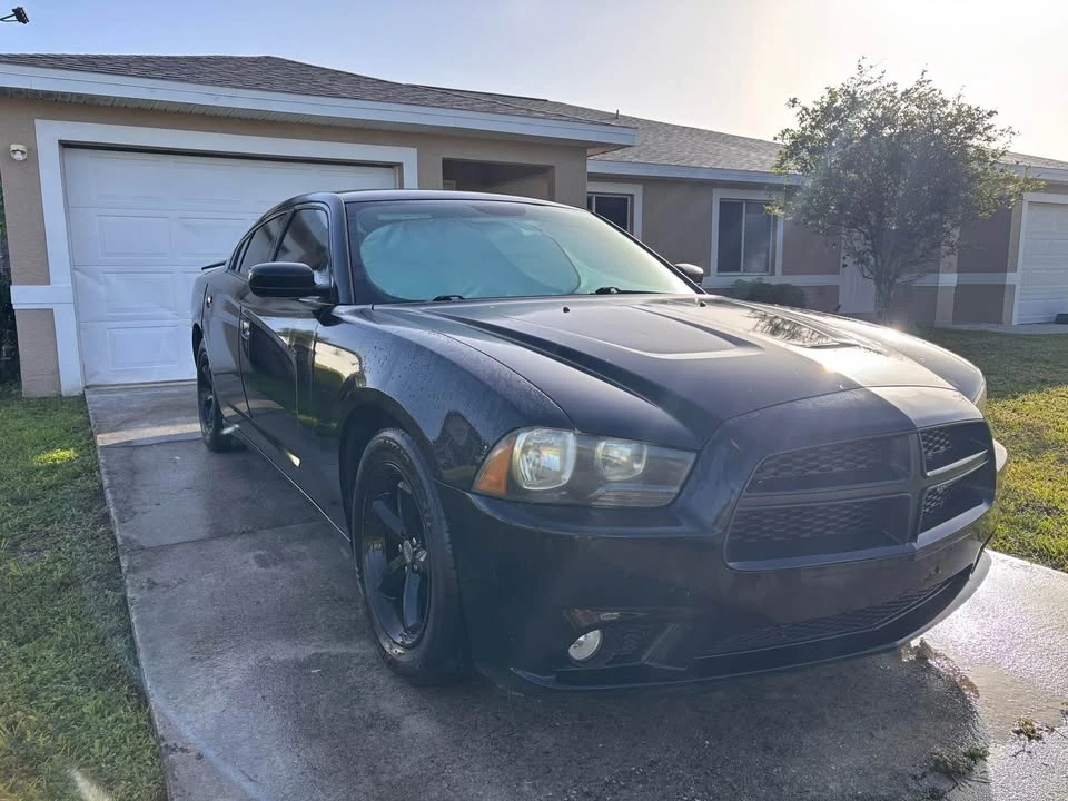 2012 Dodge Charger 7th Gen - Image 2 of 10