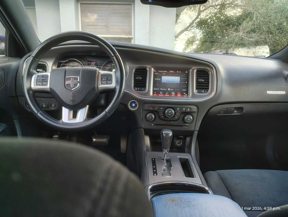 2012 Dodge Charger 7th Gen - Image 9 of 10