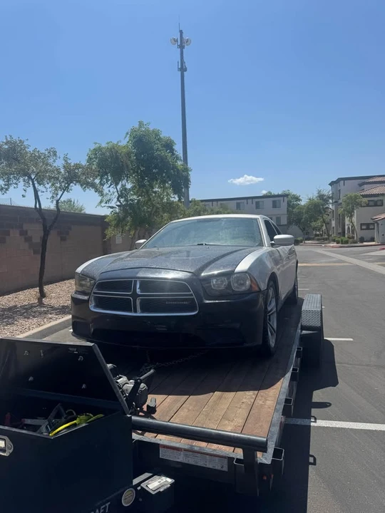 2012 Dodge Charger 7th Gen - Image 2 of 10