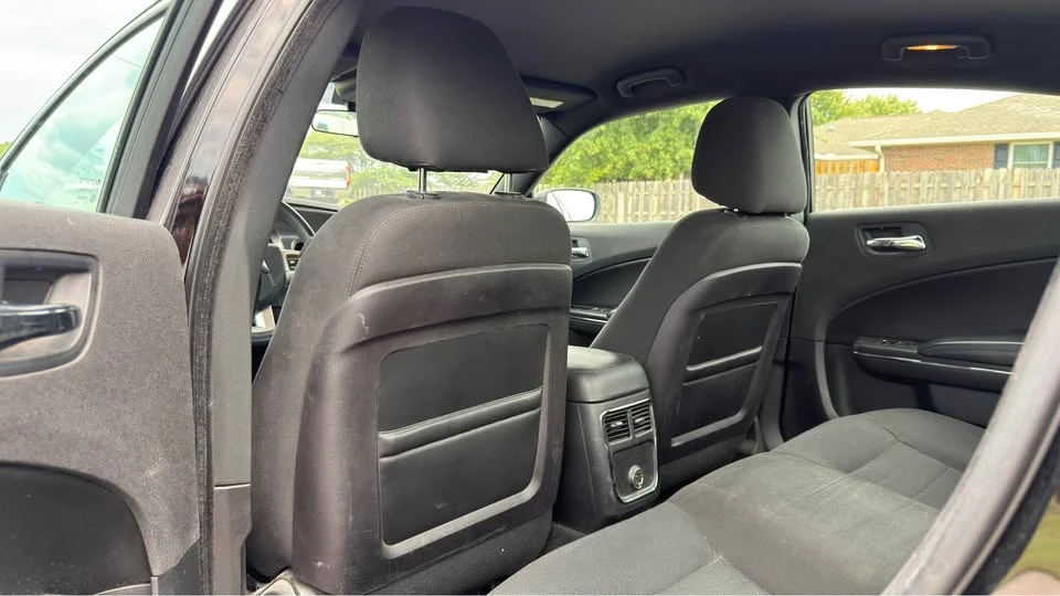 2012 Dodge Charger 7th Gen - Image 5 of 11