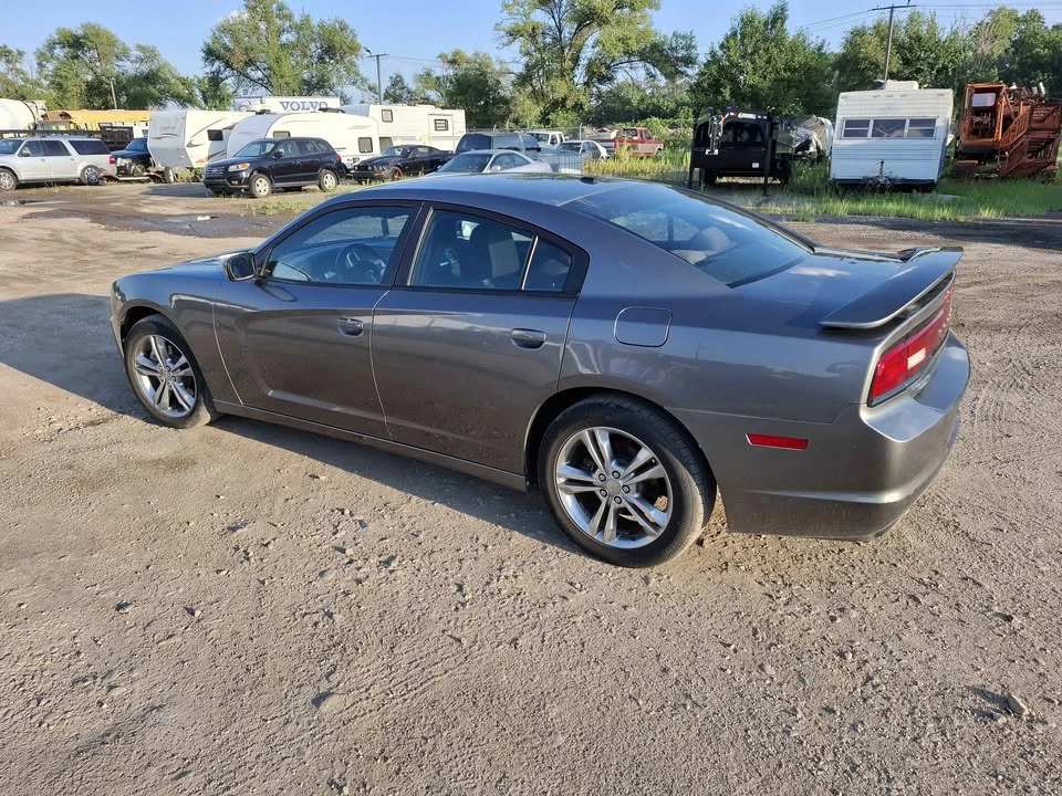 2012 Dodge Charger 7th Gen - Image 4 of 15