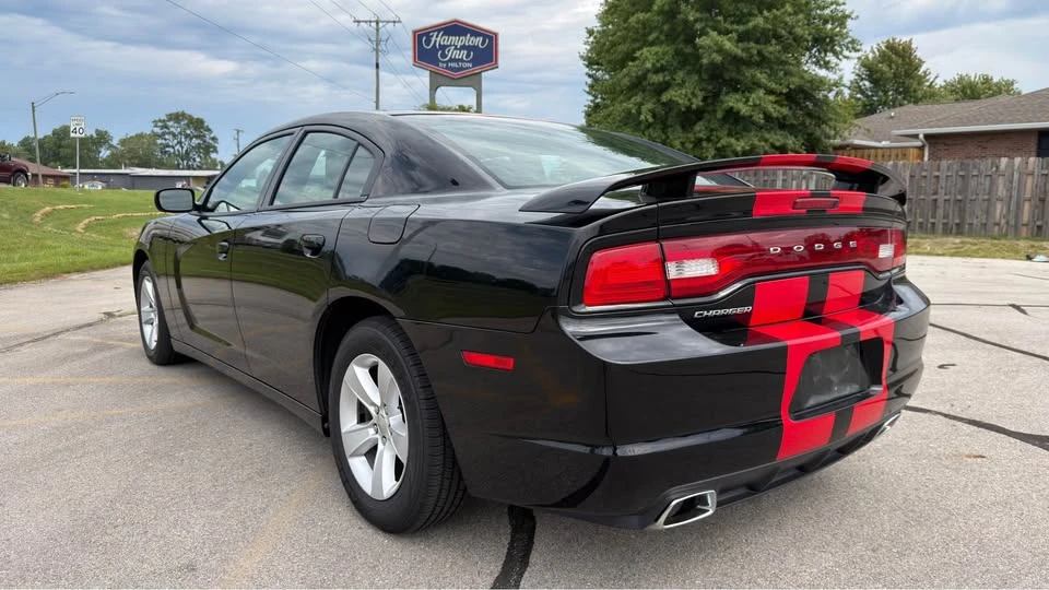 2012 Dodge Charger 7th Gen - Image 3 of 11