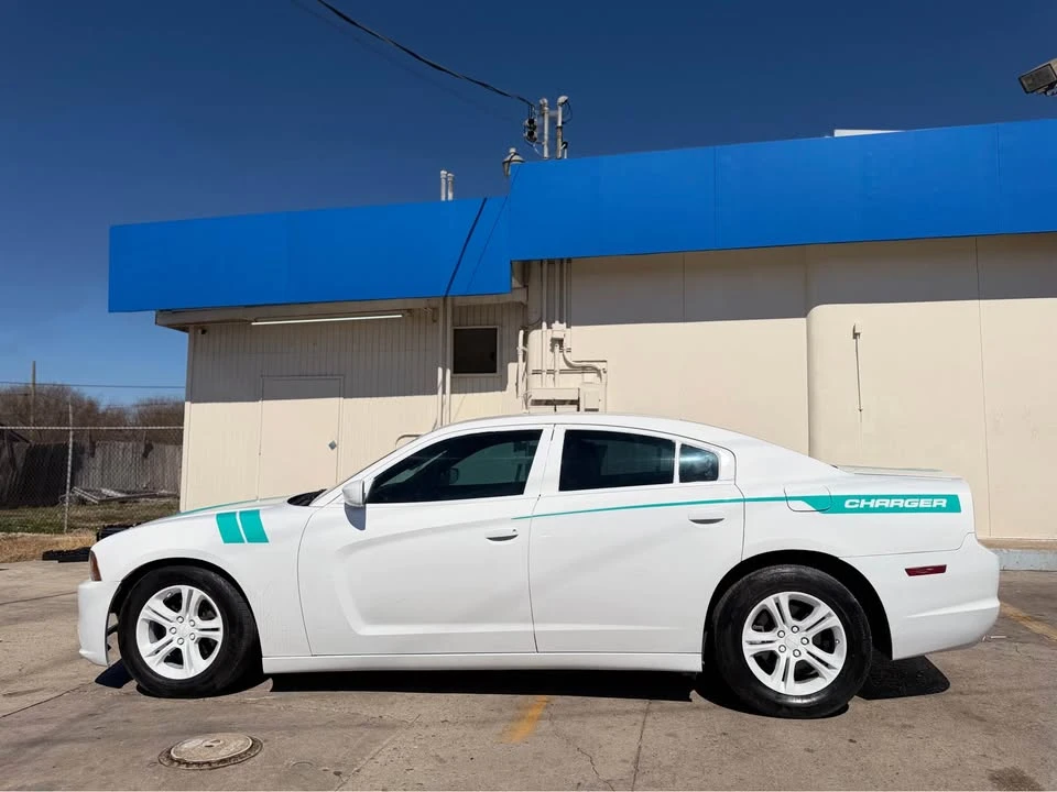 2012 Dodge Charger 7th Gen - Image 2 of 5