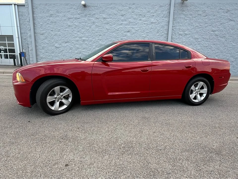 2012 Dodge Charger 7th Gen - Image 2 of 9