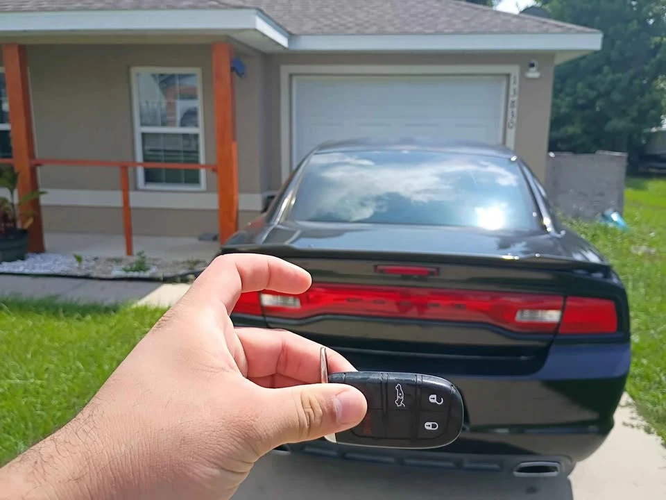 2012 Dodge Charger 7th Gen - Image 5 of 8