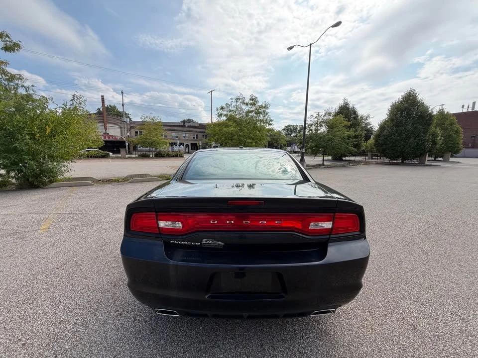 2012 Dodge Charger 7th Gen - Image 4 of 10