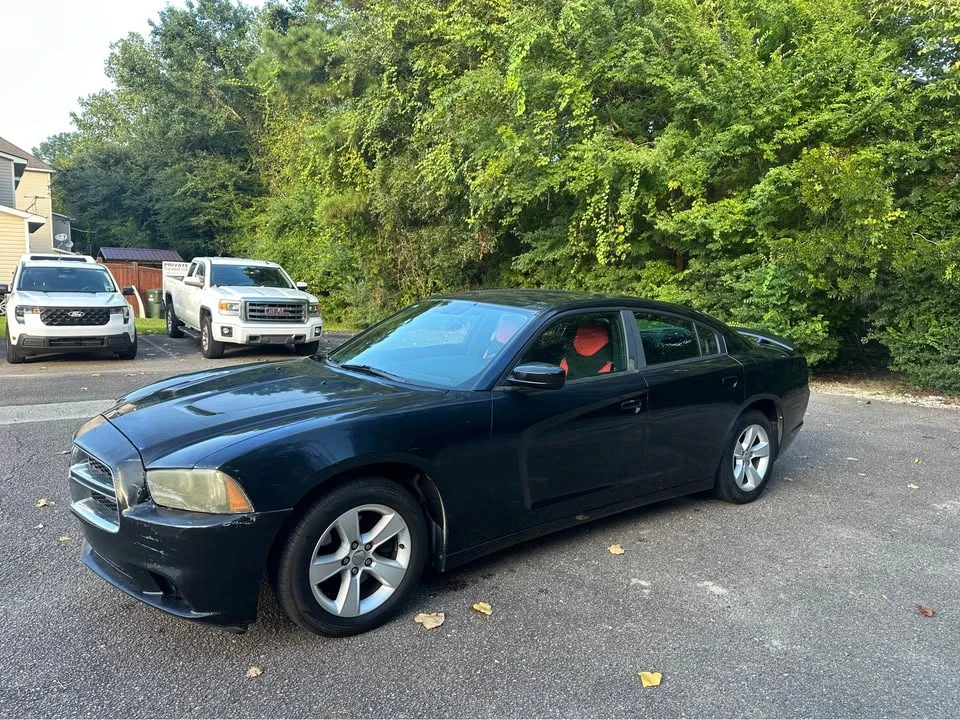 2012 Dodge Charger 7th Gen - Image 2 of 10