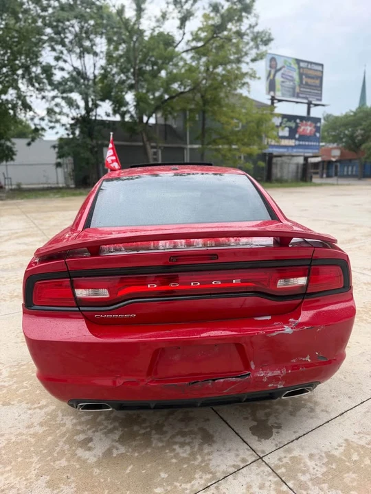 2012 Dodge Charger 7th Gen - Image 9 of 10