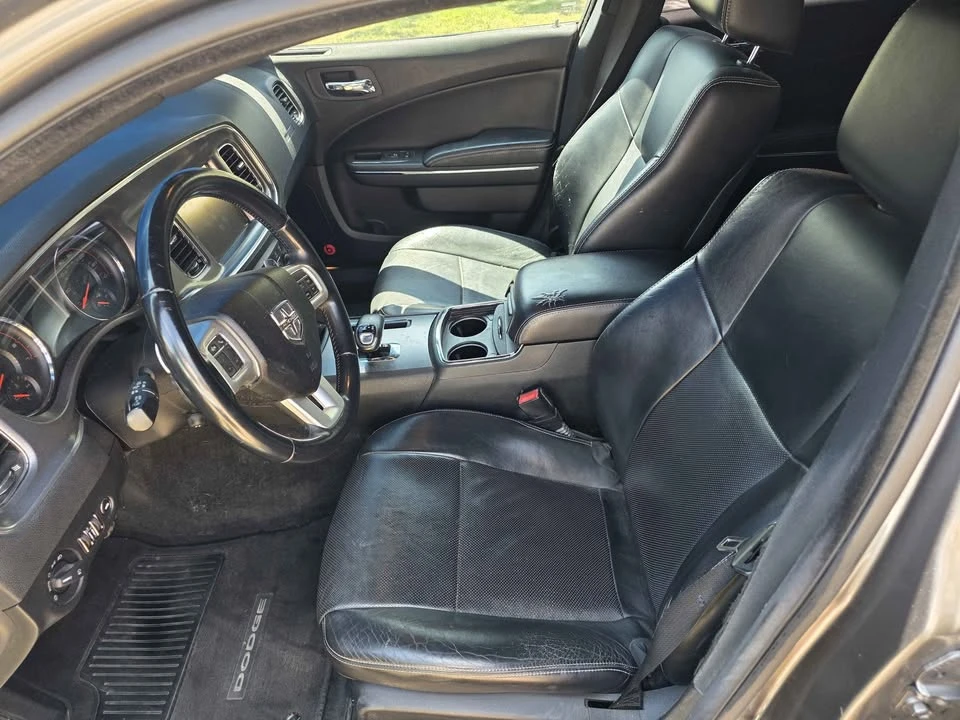 2012 Dodge Charger 7th Gen - Image 7 of 15