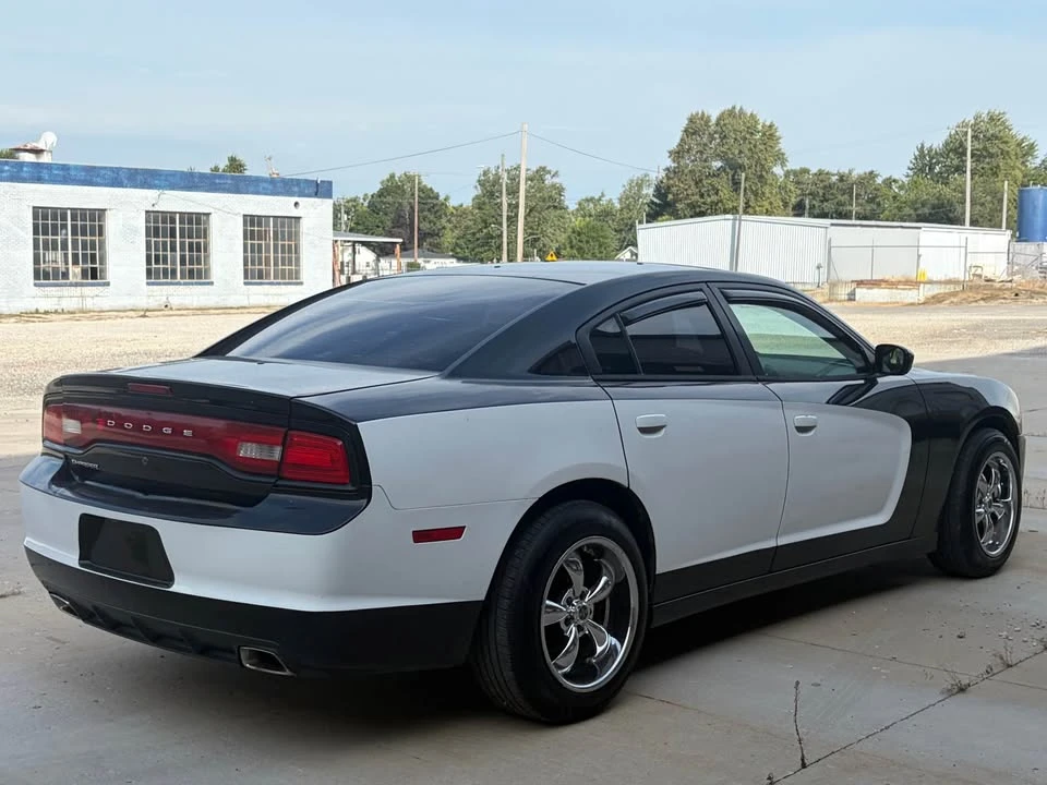 2012 Dodge Charger 7th Gen - Image 4 of 11