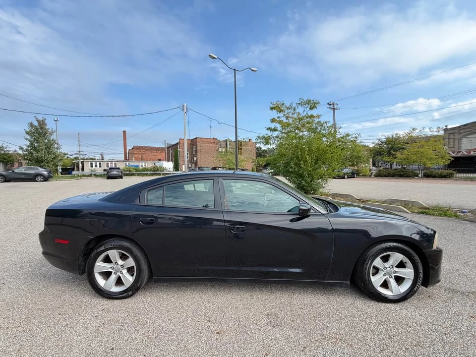 2012 Dodge Charger 7th Gen - Image 6 of 10