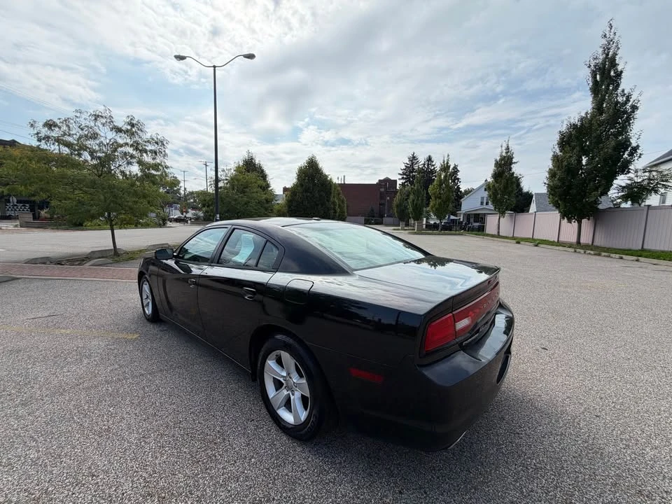 2012 Dodge Charger 7th Gen - Image 3 of 10