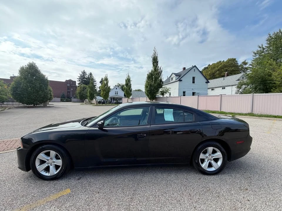 2012 Dodge Charger 7th Gen - Image 2 of 10