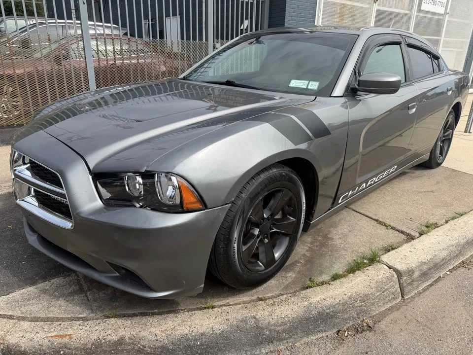2012 Dodge Charger 7th Gen - Image 3 of 11