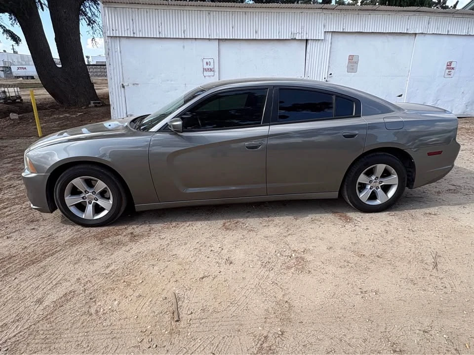 2012 Dodge Charger 7th Gen - Image 2 of 4