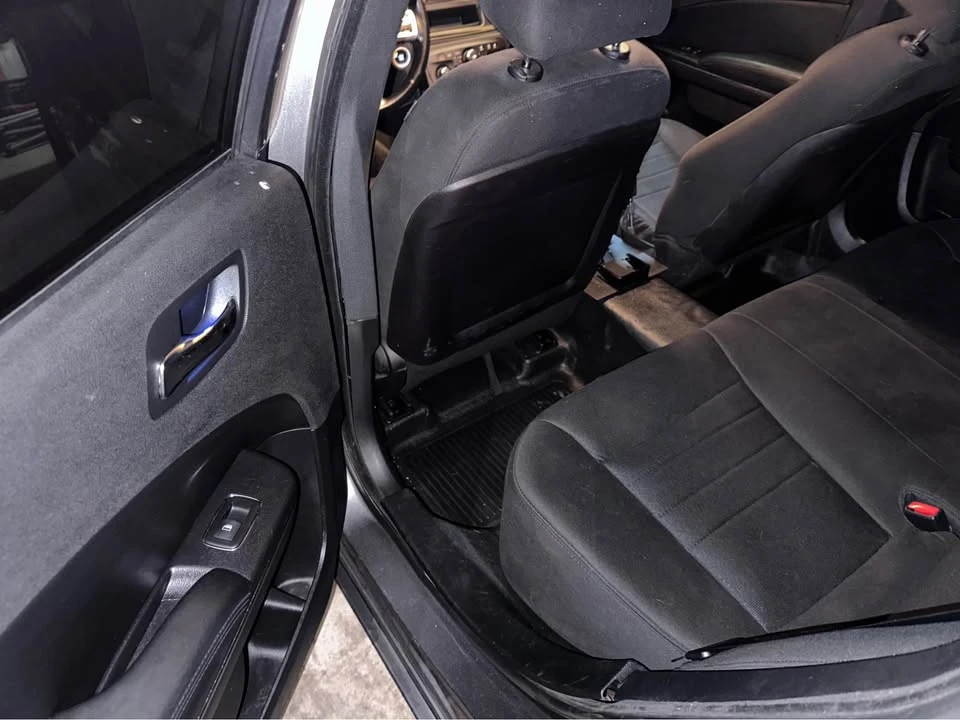 2012 Dodge Charger 7th Gen - Image 11 of 14