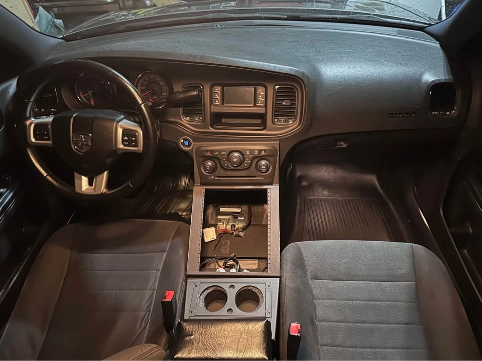 2012 Dodge Charger 7th Gen - Image 9 of 14