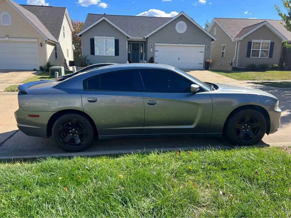 2012 Dodge Charger 7th Gen - Image 2 of 14