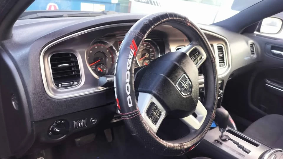 2012 Dodge Charger 7th Gen - Image 3 of 8