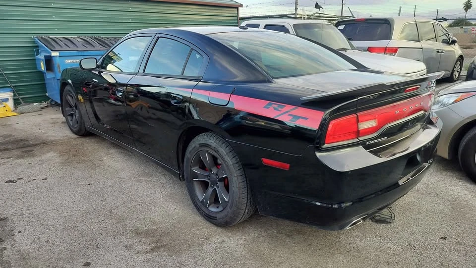 2012 Dodge Charger 7th Gen - Image 5 of 8