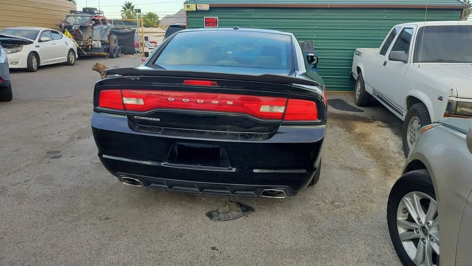 2012 Dodge Charger 7th Gen - Image 4 of 8