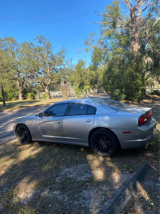 2012 Dodge Charger 7th Gen - Image 5 of 15
