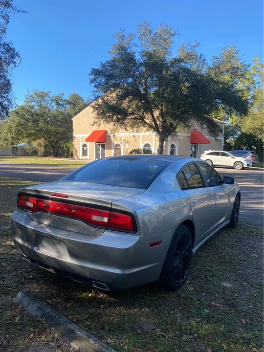 2012 Dodge Charger 7th Gen - Image 8 of 15