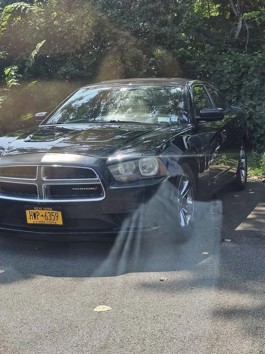 2012 Dodge Charger 7th Gen - Image 2 of 4