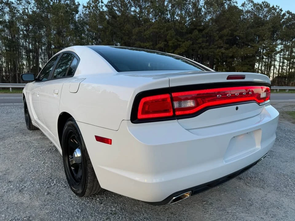 2012 Dodge Charger 7th Gen - Image 4 of 13