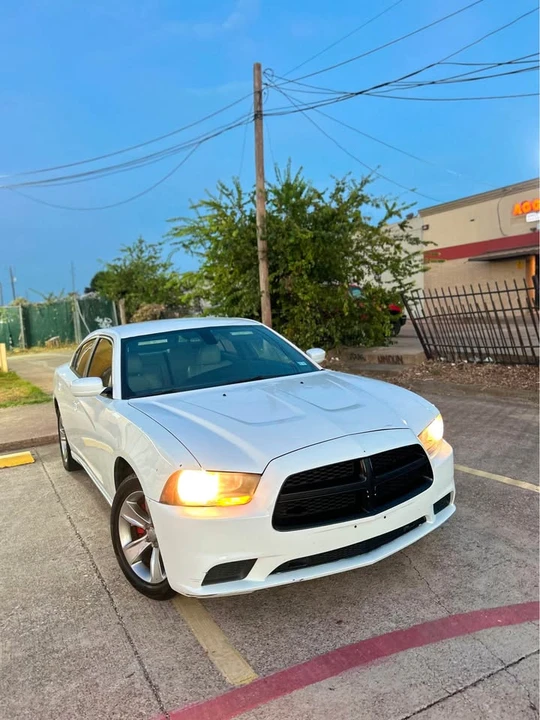 2012 Dodge Charger 7th Gen - Image 11 of 11