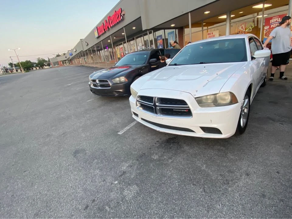 2012 Dodge Charger 7th Gen - Image 4 of 4