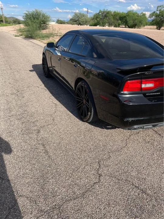 2012 Dodge Charger 7th Gen - Image 6 of 11