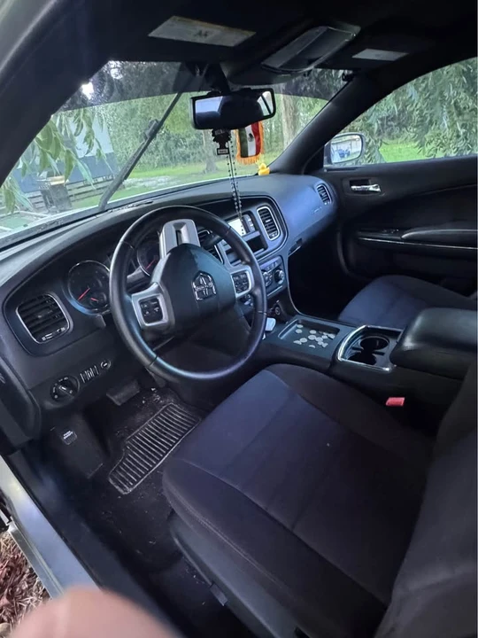 2012 Dodge Charger 7th Gen - Image 6 of 9